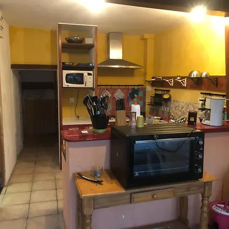 Chez Steve And Son * Goudet